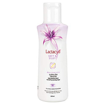 Lactacyd Soft and Silky Moisturizing Daily Feminine Wash 150ml Lactacyd uk supplements