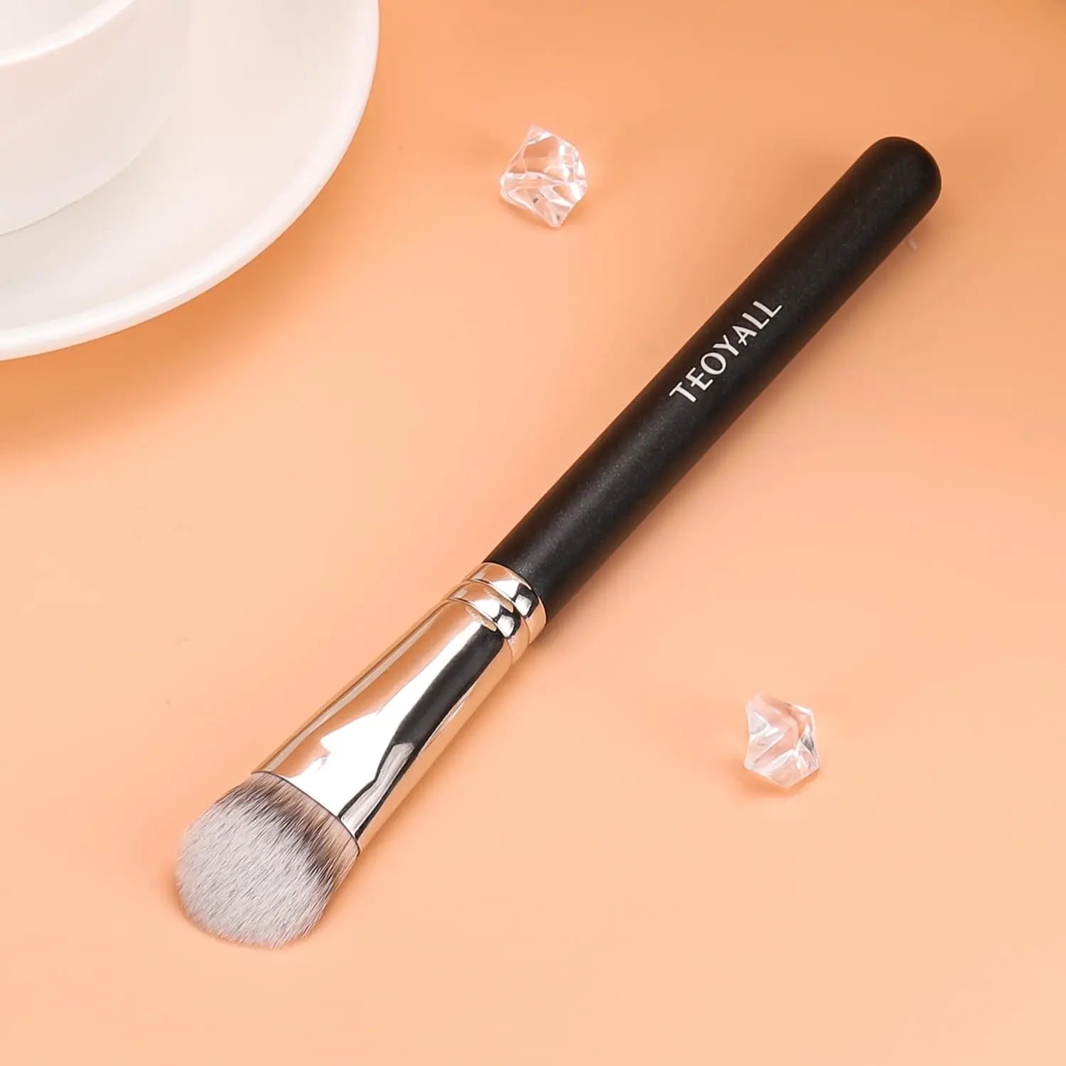 TEOYALL Angled Concealer Brush, Synthetic Contour Brush for Blending Setting Buffing with Liquid, Cream and Powder Cosmetic (Angled Brush) TEOYALL uk supplements
