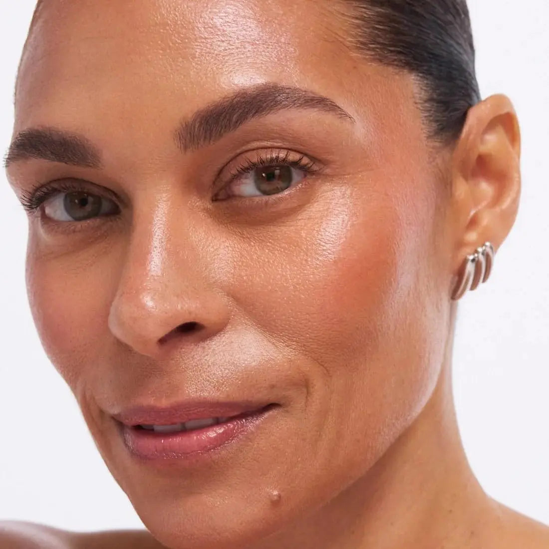EarthsCure Glow Trio - 3 Piece Set: Bronzer, Blush, and Highlighter. Buildable Cream Sticks For a Luminous, Natural, and Youthful Look EarthsCure uk supplements