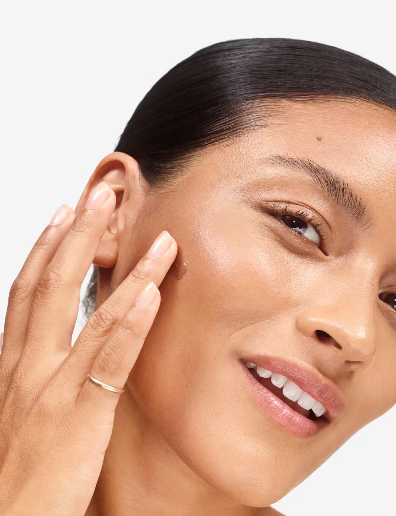 Glossier Cloud Paint Blush & Bronzer Glossier uk supplements