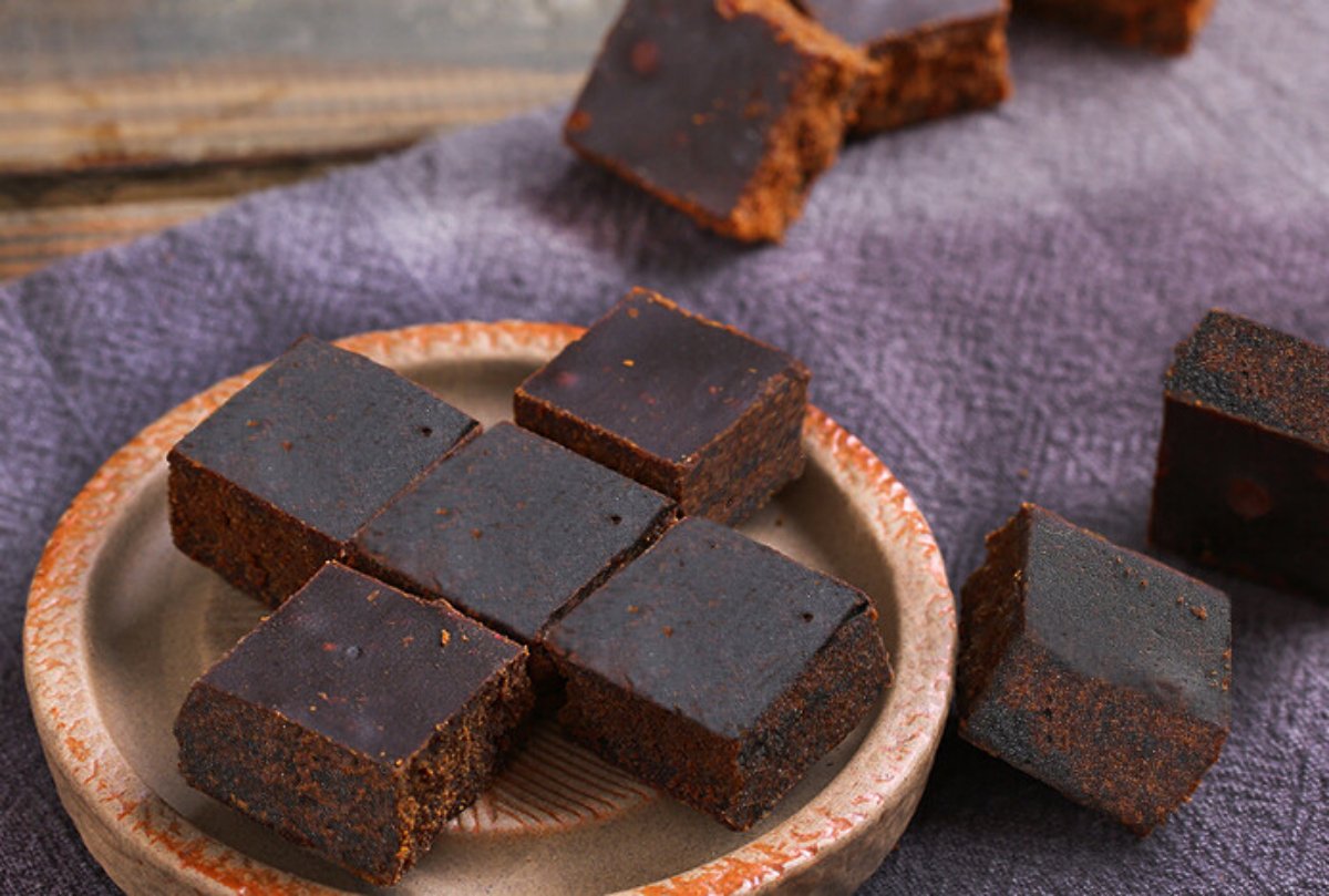 Yunnan specialty: handmade dark brown sugar for relieving the pain during menstrual HELENOU666 uk supplements