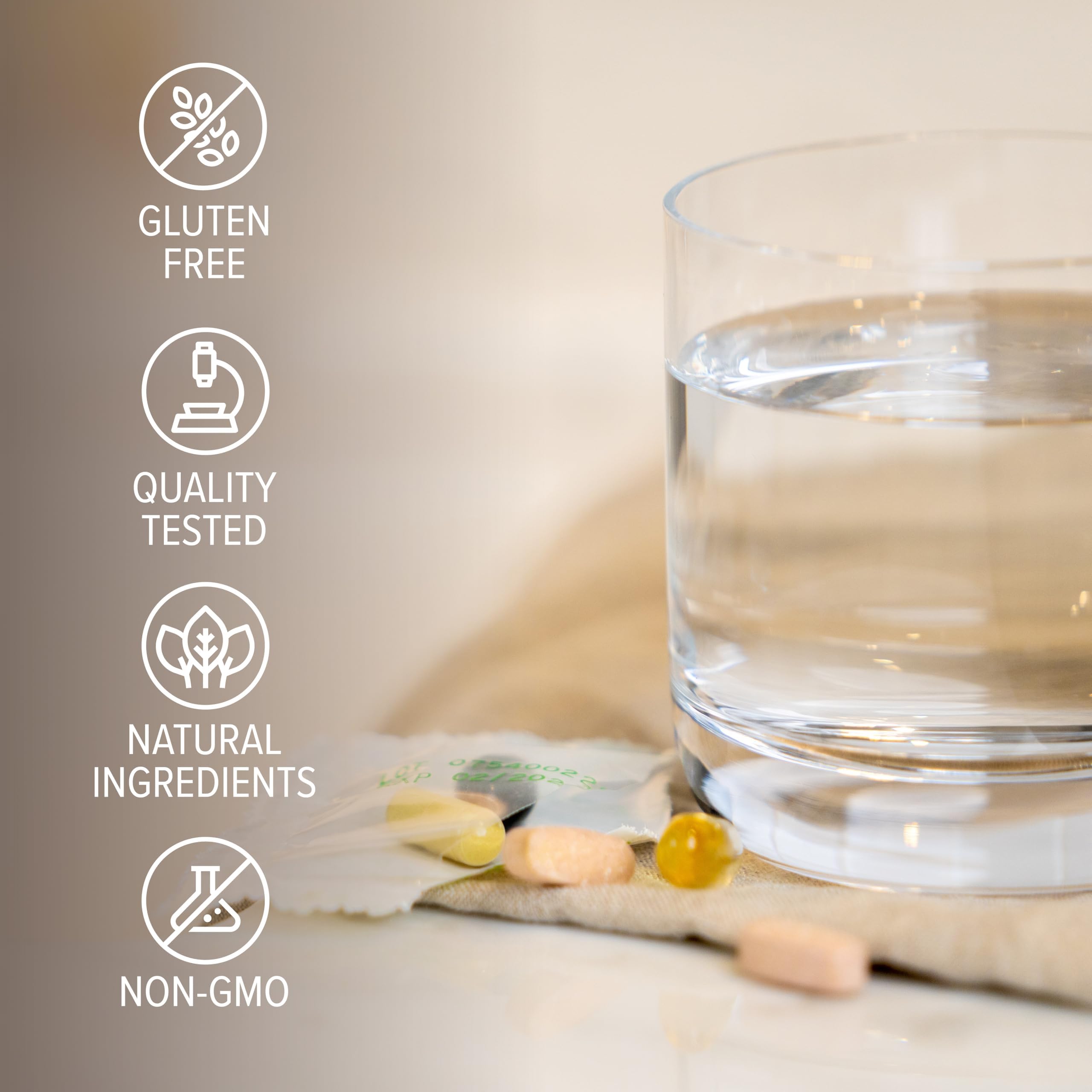 Complete Essentials™ Daily Pack for Women - Balanced Micronutrients for Optimal Women's Health & Performance - Antioxidants to Fight Oxidative Stress - Convenient Individual Packs - 30-Day Supply Isagenix uk supplements