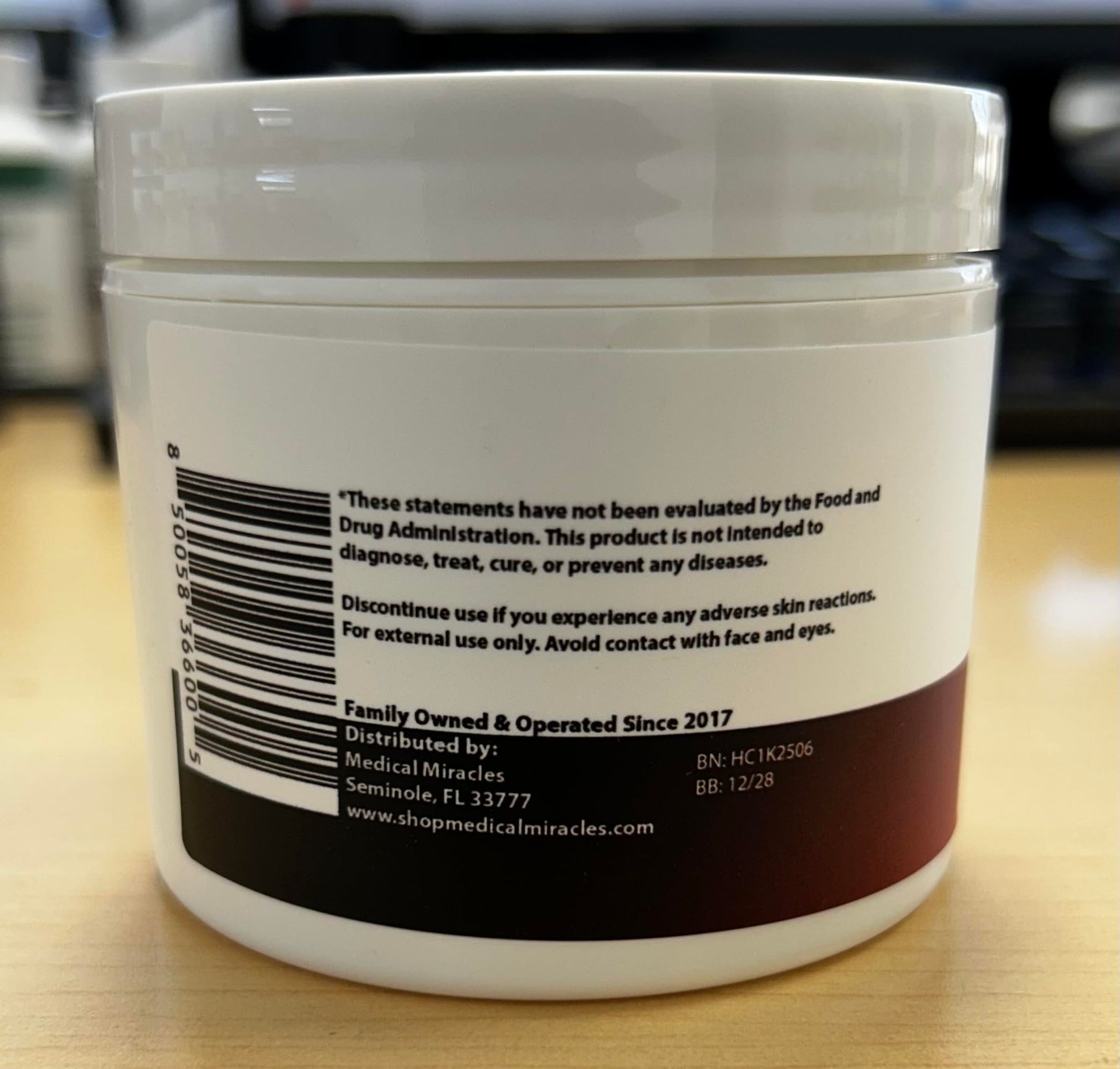 Medical Miracles Hemp Cream - Ideal for Hips, Joints, Neck, Back, Elbows, Fingers, Hands, and Knees (1000mg) Now NEW 4OZ Size Medical Miracles uk supplements