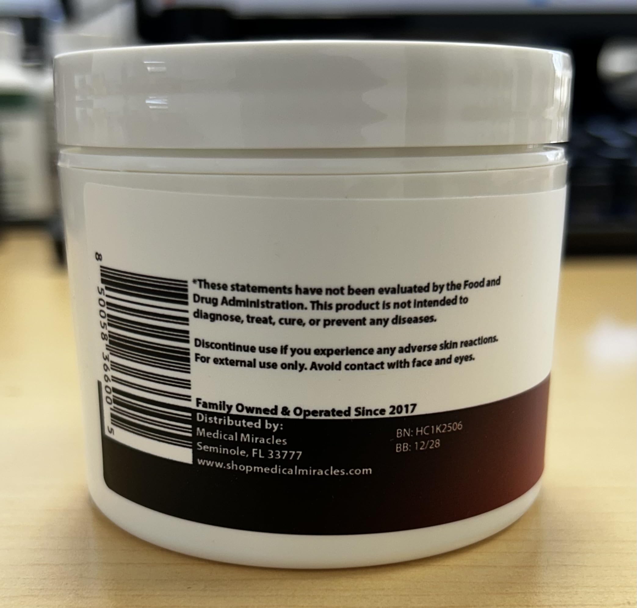 Medical Miracles Hemp Cream - Ideal for Hips, Joints, Neck, Back, Elbows, Fingers, Hands, and Knees (1000mg) Now NEW 4OZ Size Medical Miracles uk supplements
