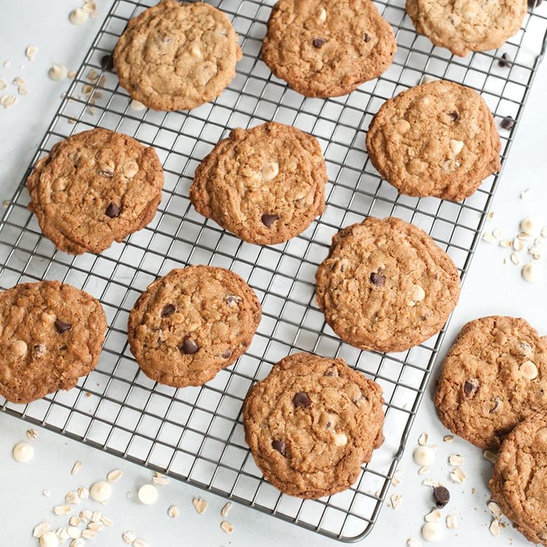 Nordic Ware Naturals Half Sheet Pan, Deluxe Silicone Liner and Cooling Rack, Cookie or Roasting Bakers Set Nordic Ware uk supplements