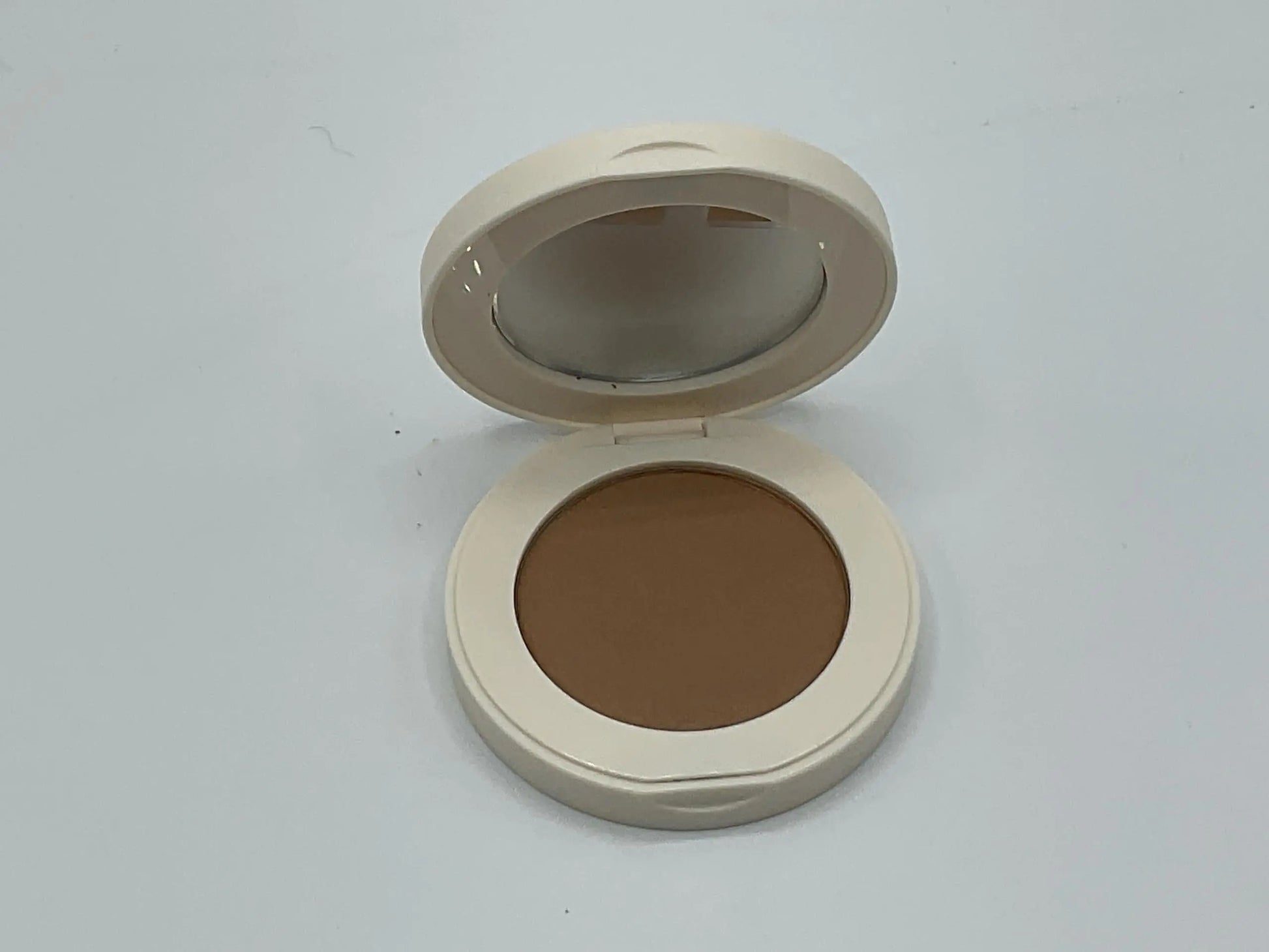 Farmasi Powder Bronzer 02 Miami FARMASi uk supplements
