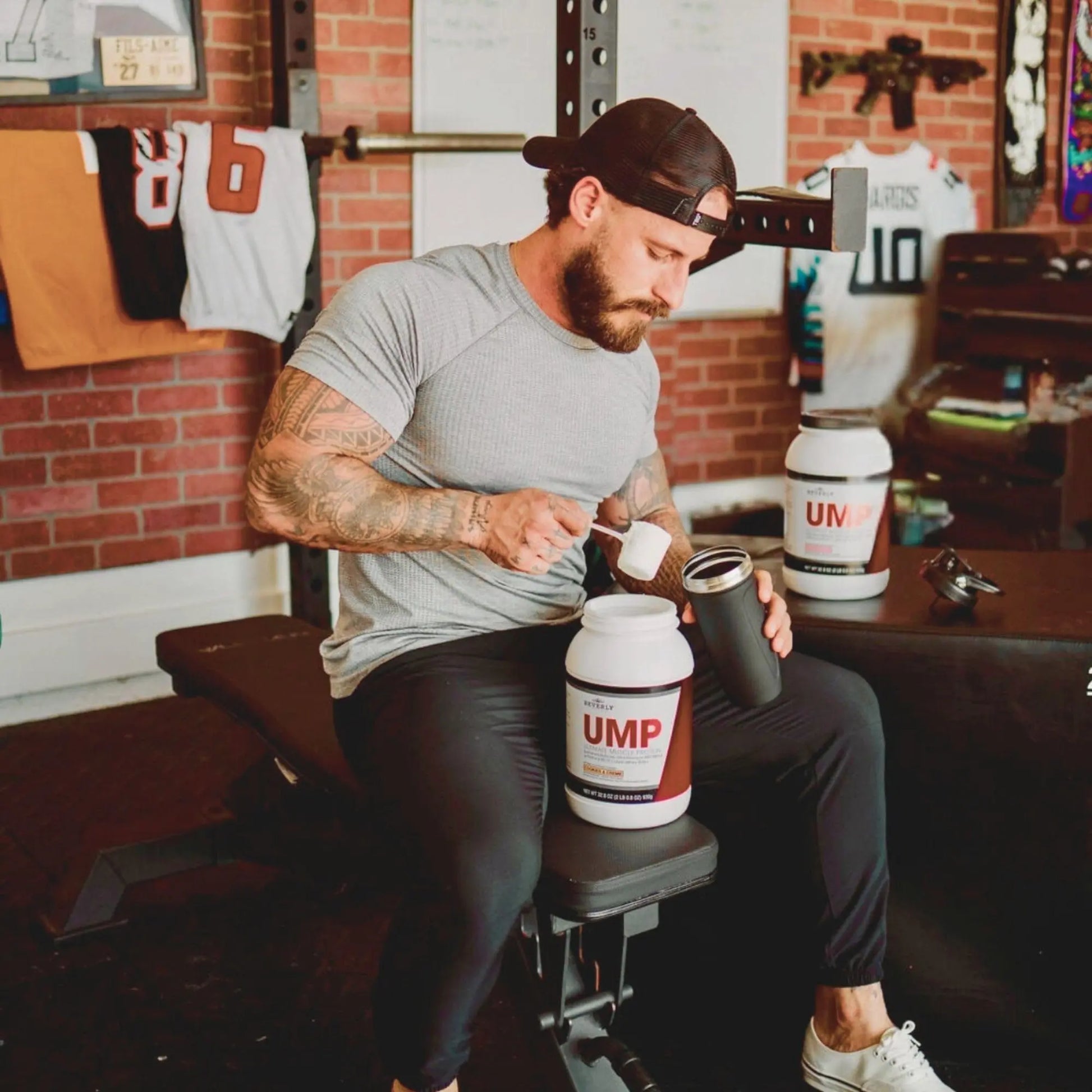 Beverly International UMP Protein Powder, Cookies & Cream. Unique Whey-Casein Ratio Builds Lean Muscle. Easy to Digest. No Bloat. (32.8 oz) 2lb .8 oz Beverly International uk supplements
