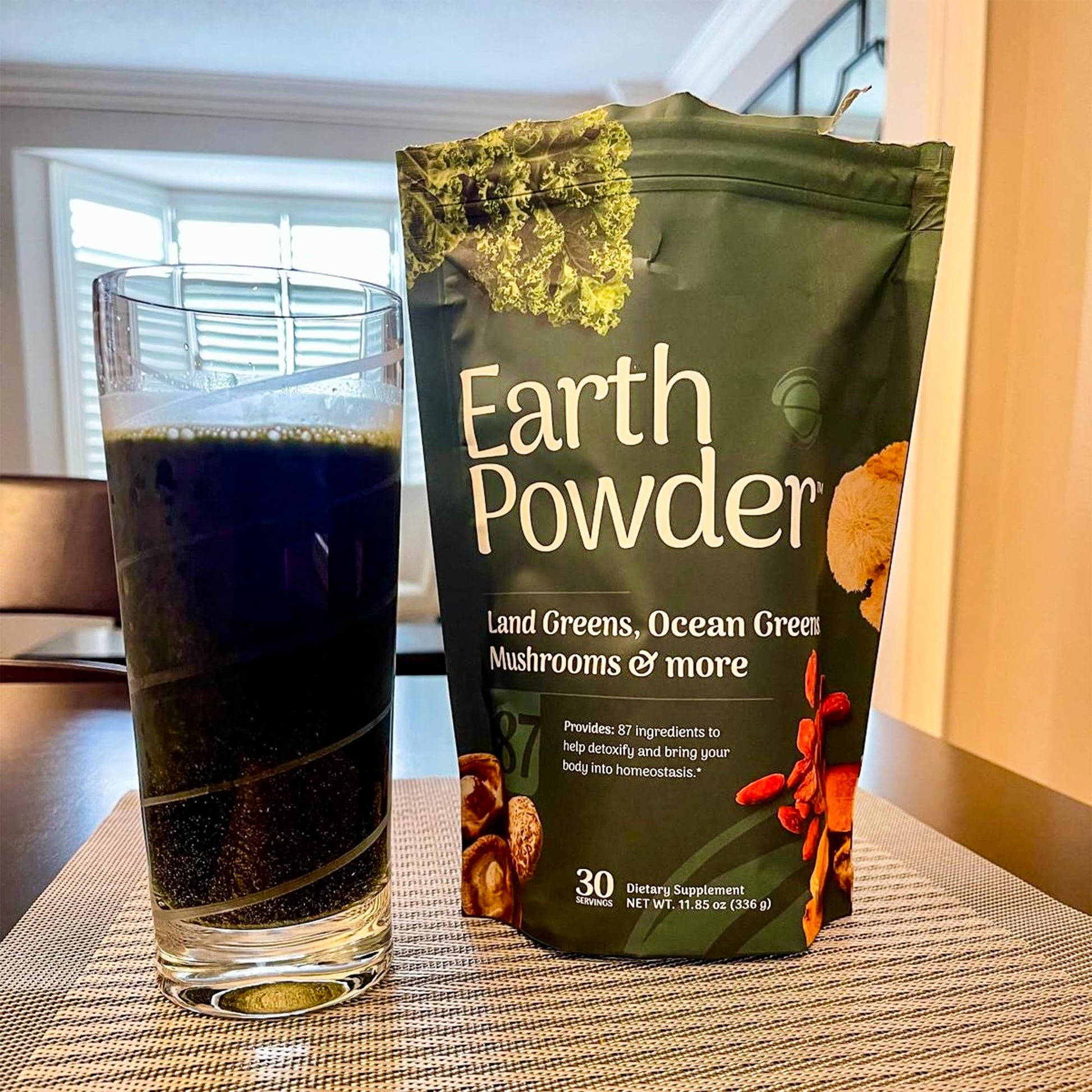 Earth Powder Daily Foundational Nutrition Supplement with 28 Greens & 10 Mushrooms | 87 Nutrients for Energy, Gut Health & Mental Clarity Earth Powder uk supplements