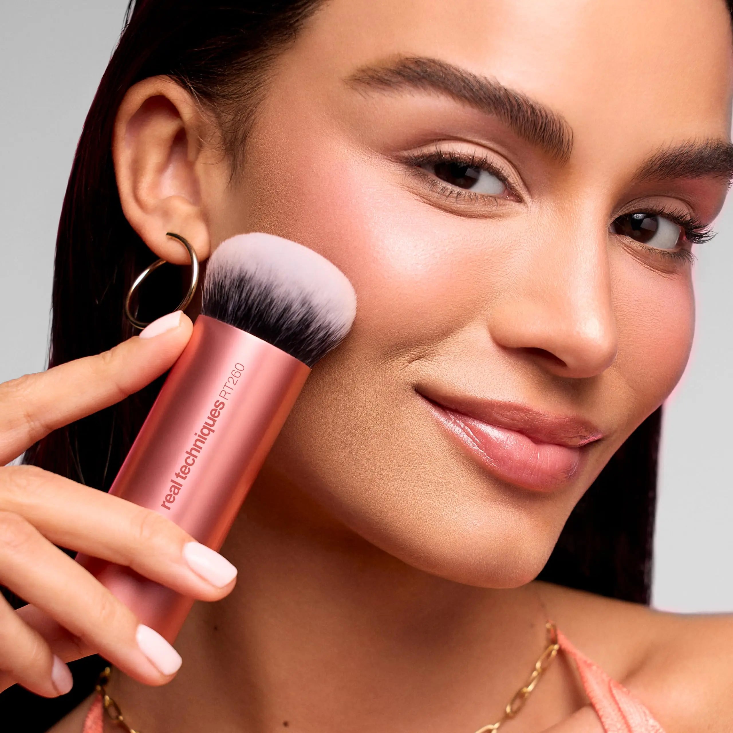Real Techniques Bubble Blending Makeup Brush, Multipurpose Foundation Brush For Liquid, Cream, & Powder Products, Unique Round Brush Head, Synthetic Bristles, Vegan & Cruelty Free, 1 Count Real Techniques uk supplements