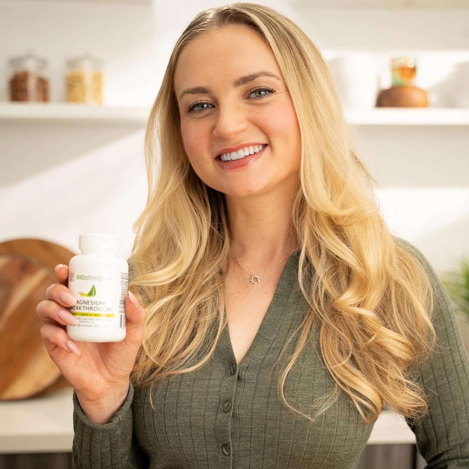 BIOptimizers Magnesium Breakthrough Supplement with 500mg - 7 Forms of Magnesium: Glycinate, Malate, Citrate, and More - Natural Support for Sleep and Cognitive Function -30 Capsules- Calming Vitamins BIOptimizers uk supplements