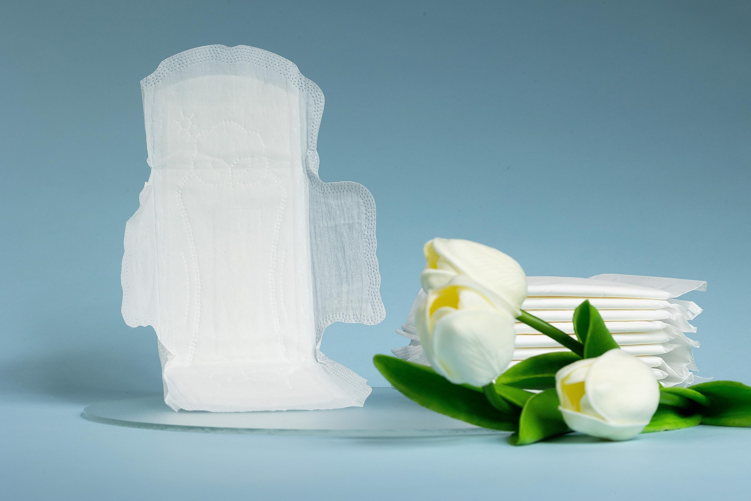 WHITE EVE Sanitary Pad Ultra Thin Sanitary Pads for Women with Fast Absorption and Leak Guard WHITE EVE uk supplements