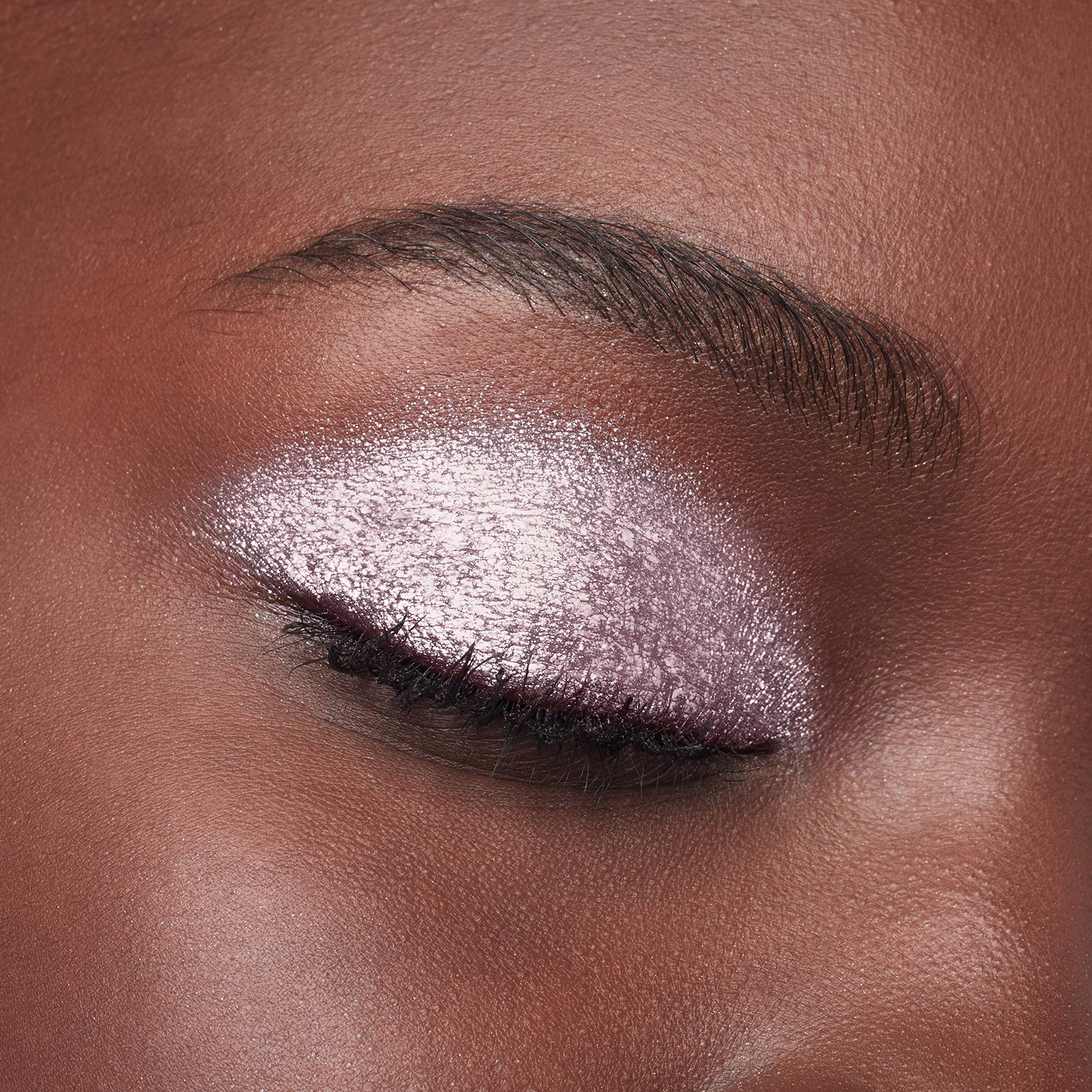 L'Oreal Paris Brilliant Eyes Shimmer Liquid Eye Shadow, Longwearing Lasting Shimmer, Crease Resistant, Flake-Proof, Precision Applicator, Quick Dry, Non-Greasy, Amethyst Quartz, 0.1 oz. L'Oreal Paris uk supplements